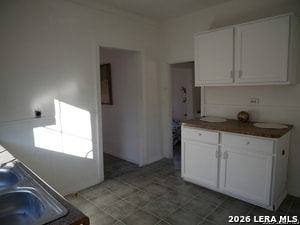 Building Photo - 1820 Ruiz St