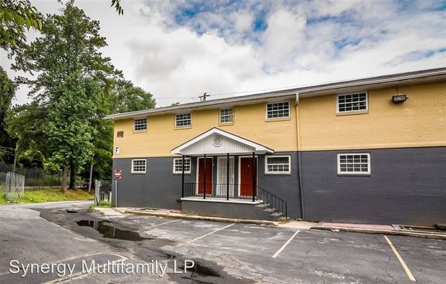 Building Photo - 3815 Martin Luther King Jr Dr SW