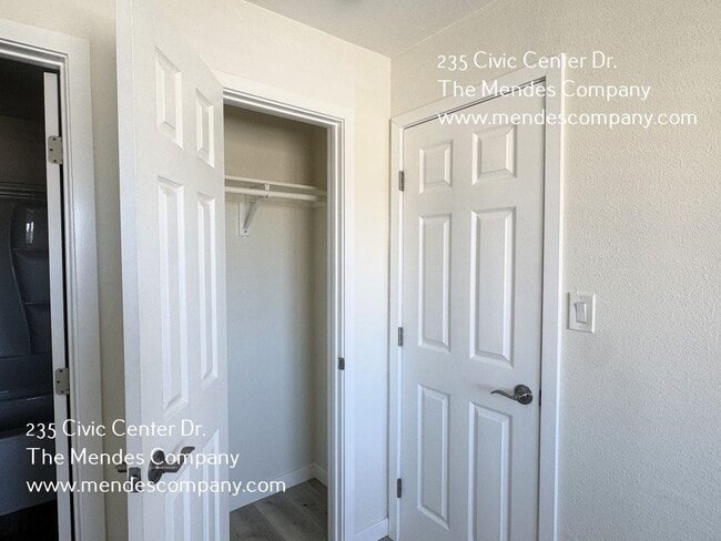 Building Photo - 235 Civic Center Dr.