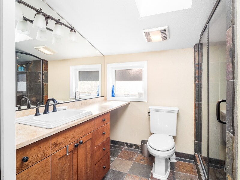 Building Photo - 3044 NE 53rd Ave