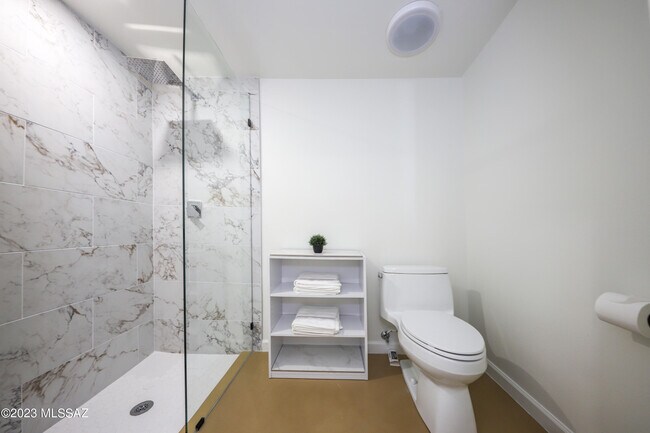 Building Photo - 2791 W Casas Cir