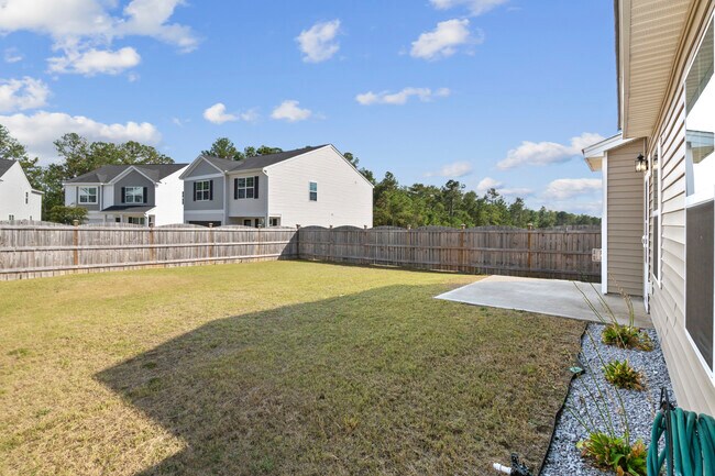 Building Photo - 672 Penfolds Wy
