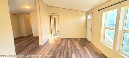 Building Photo - !!! One month's Rent Credit 2025!!! 3 Bed ...