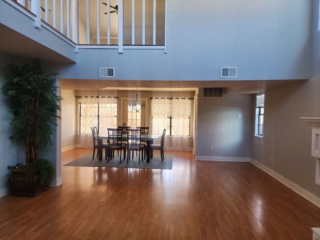 Building Photo - Three Bedroom Charming Neighborhood