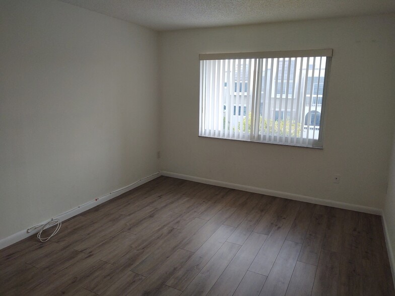 Building Photo - 7720 Camino Real