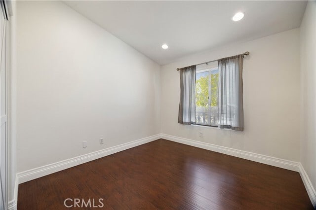 Building Photo - 202 California Ct