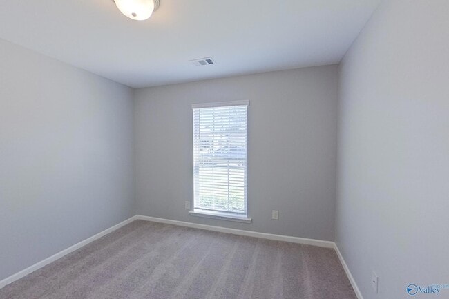 Building Photo - 107 Dawson's Ml Dr