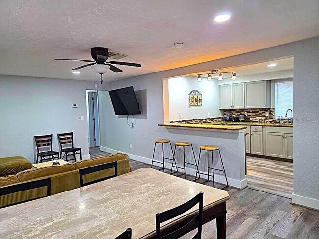 Building Photo - 6886 49th Ave N