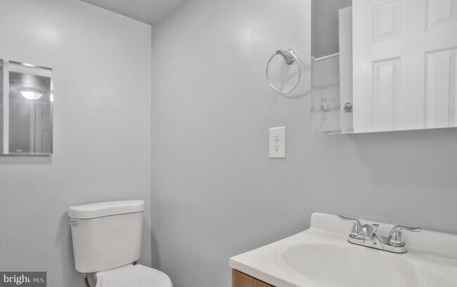Building Photo - 4016 6th St