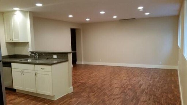 Interior Photo - Swansonia Apartments