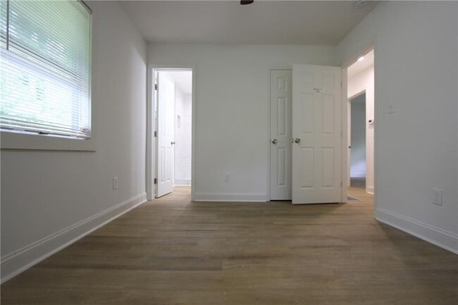 Building Photo - 3533 Larkspur Terrace