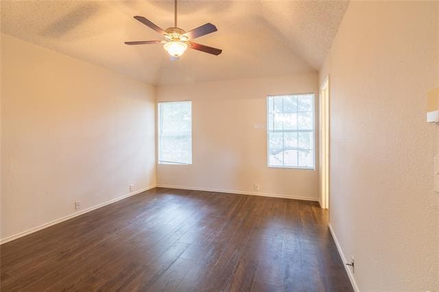 Building Photo - 1705 Kingston Ln