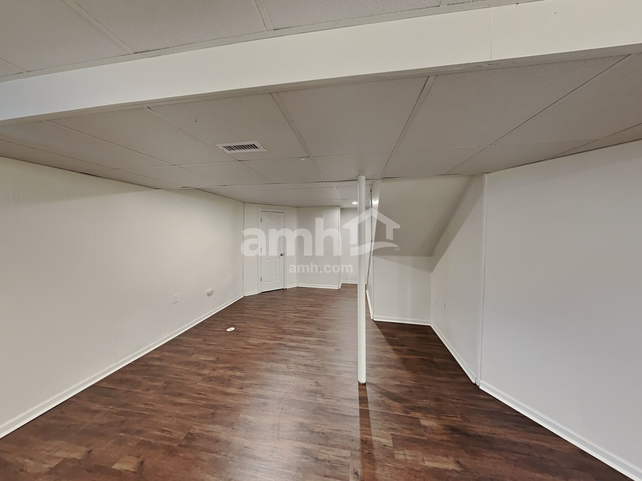 Building Photo - 1320 Wild Horse Dr