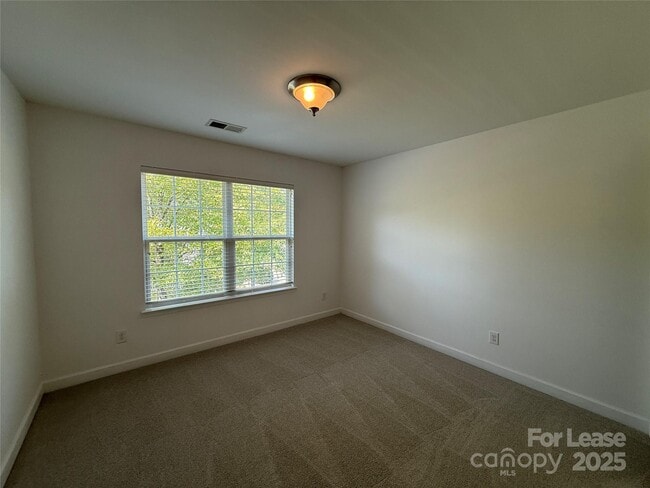 Building Photo - 17326 Caldwell Track Dr