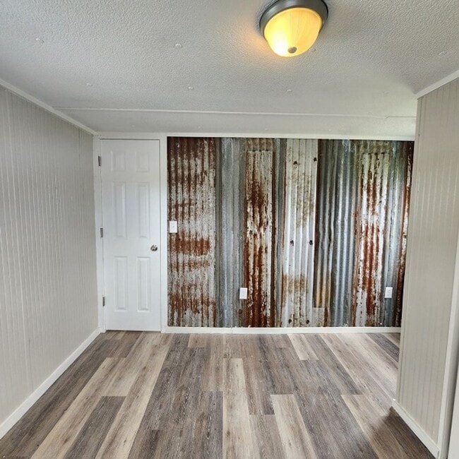 Building Photo - 2 Bedroom House in Woden Available- Accept...
