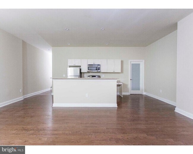 Building Photo - 1100 Spruce St