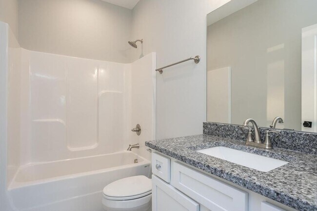 Building Photo - 1424 Rebecca Johns Dr
