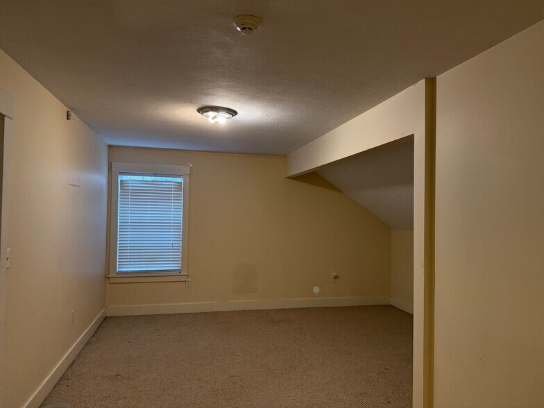 Building Photo - 204 Berkeley Way