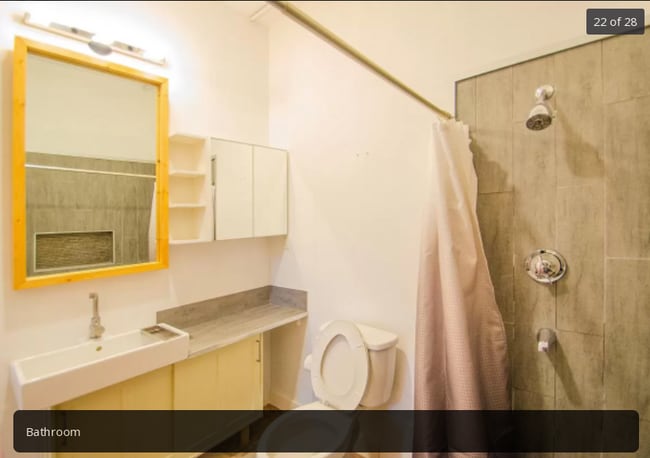 Building Photo - 559 Pryor St SW