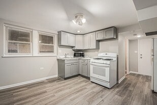 Building Photo - 1820 Grove Ave