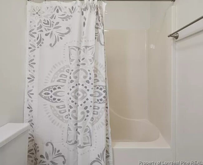 Building Photo - 6466 Brookshire St