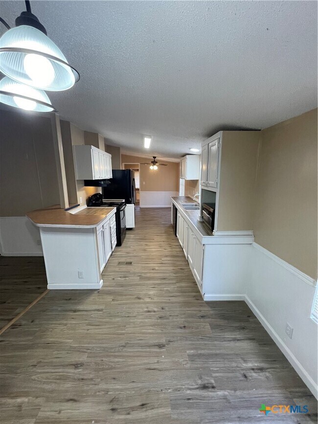 Building Photo - 629 Buck Trail