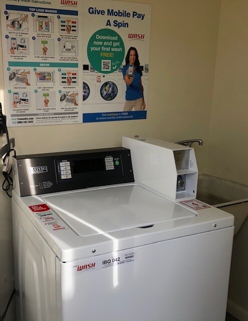 Laundry - 3155 S Barrington Ave