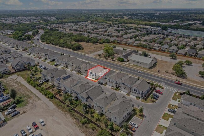 Building Photo - 9616 Dawn Pearl Dr