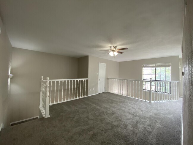 Building Photo - 11655 Audelia Rd