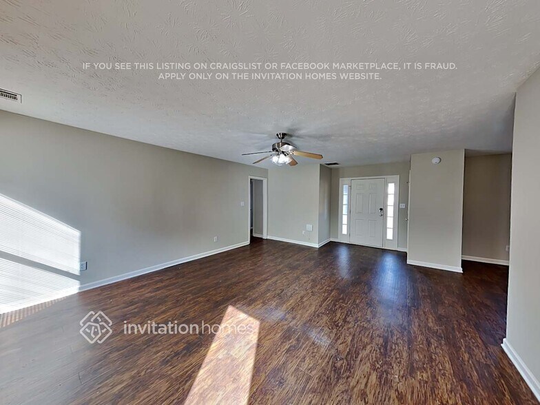 Building Photo - 230 Graystone Dr