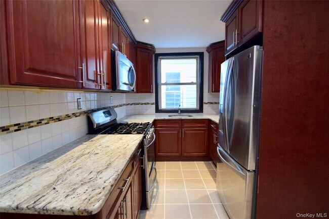 Building Photo - 4224 Edson Ave