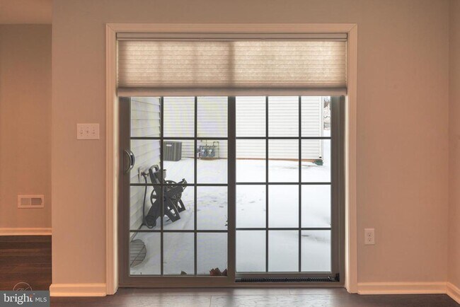 Building Photo - 2305 Maci's Cir