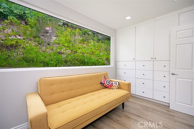 Building Photo - 967 Oriole Dr