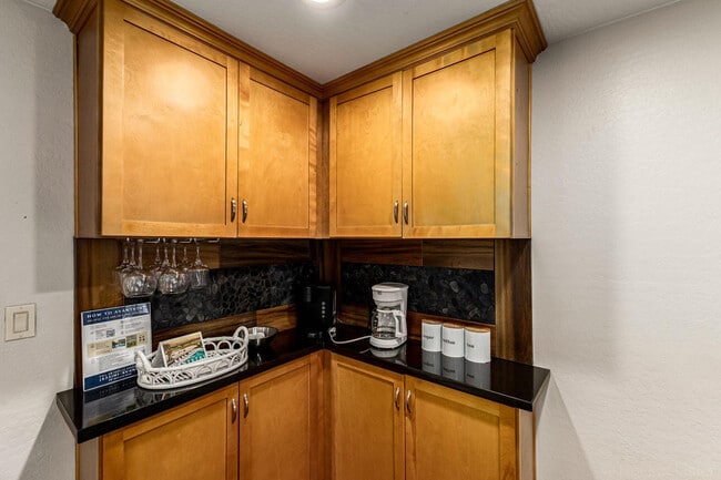 Building Photo - 8719 E Osborn Rd