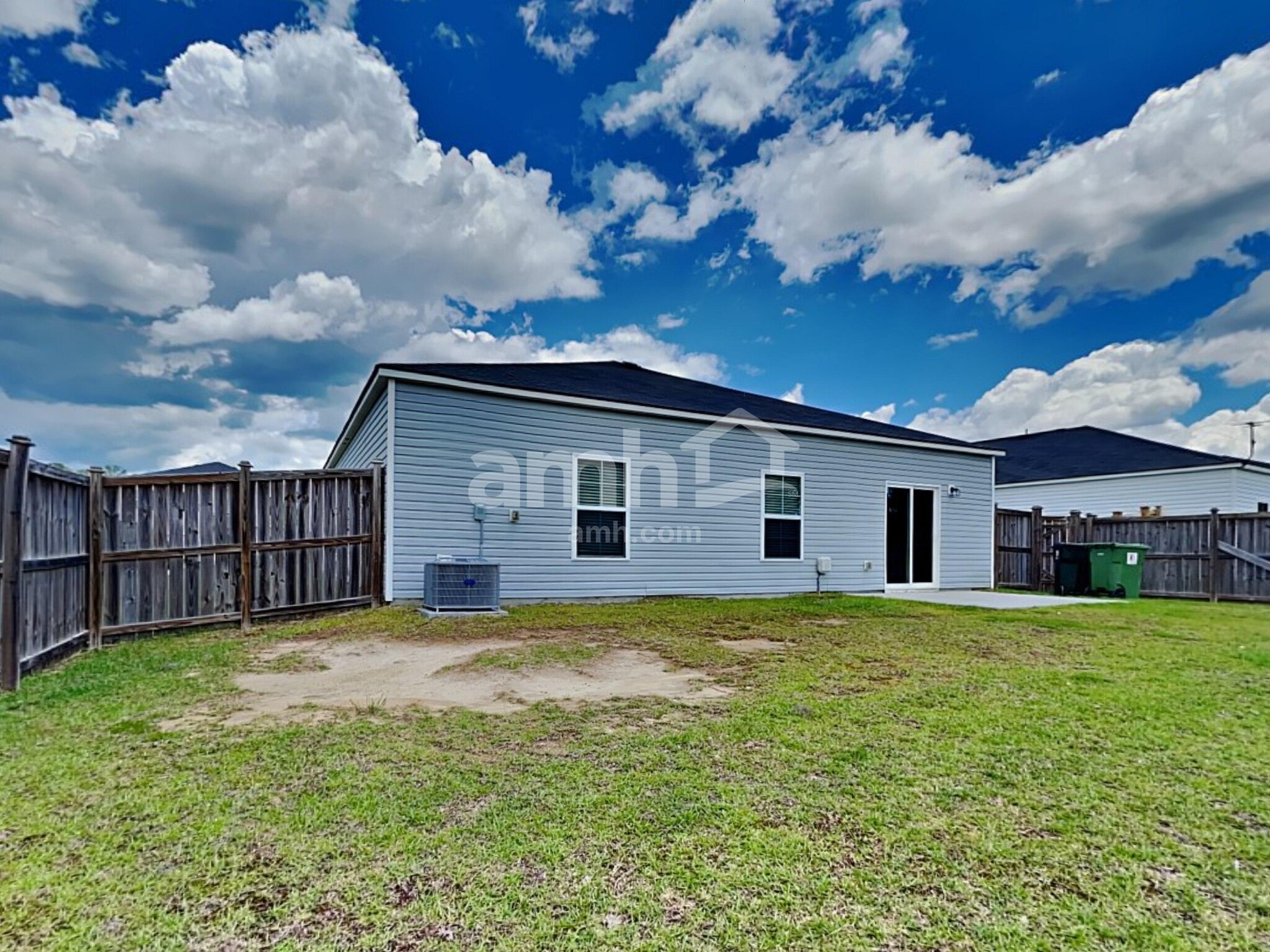 Building Photo - 303 Squire Pope Rd