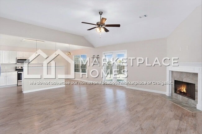Building Photo - 57 Landing Pl