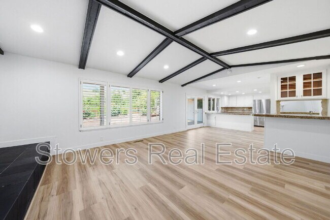 Building Photo - 155 Mountain Canyon Pl