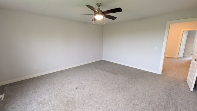 Building Photo - Amazing updated Chaska 4 bedroom home!