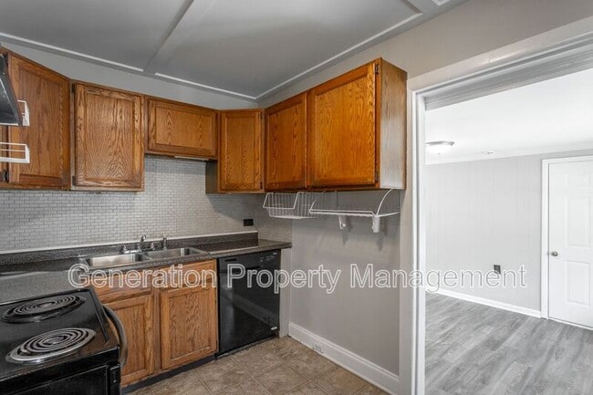 Building Photo - 538 Wando Dr