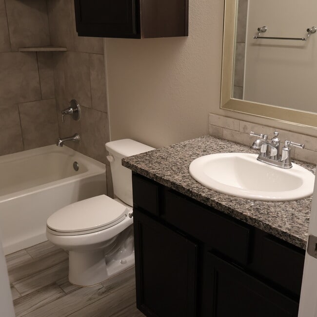 Building Photo - 6817 Rio Pl