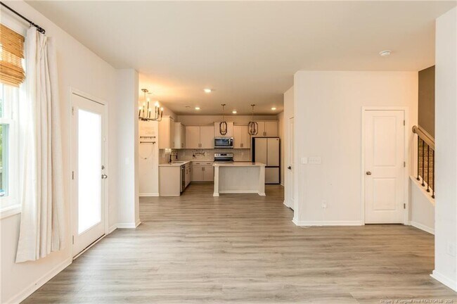 Building Photo - 308 Countryside Dr