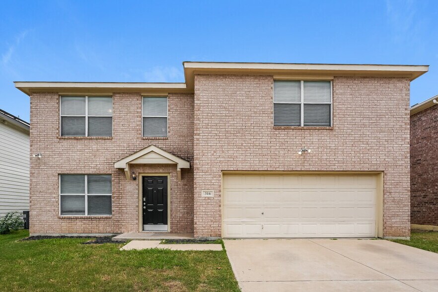 Primary Photo - 316 Dakota Ridge Dr