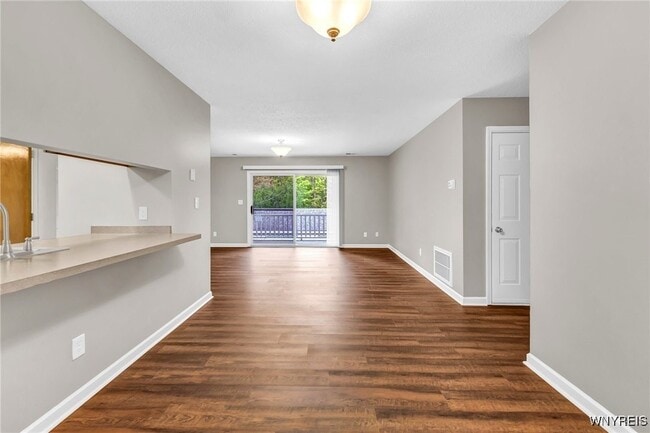 Building Photo - 6630 Erie Rd