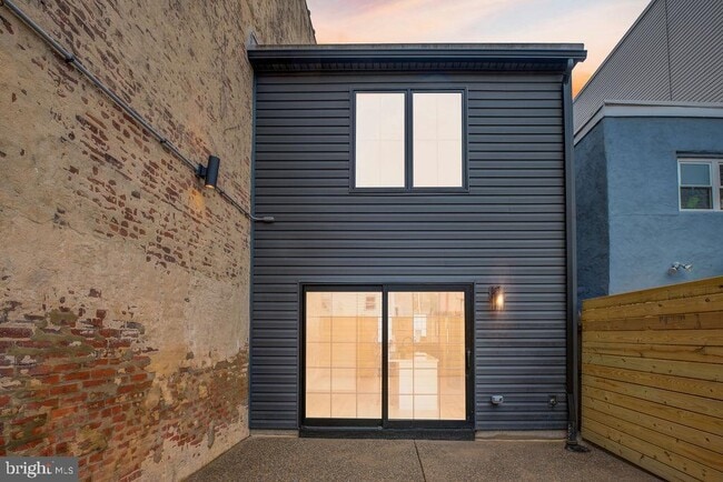 Building Photo - 513 McKean St