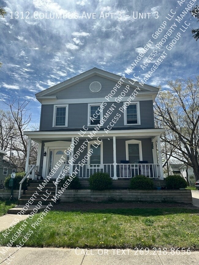 Primary Photo - 1312 Columbus Ave