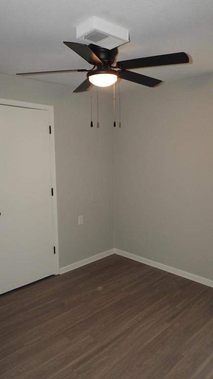 Building Photo - 5928 Elmwood Ave