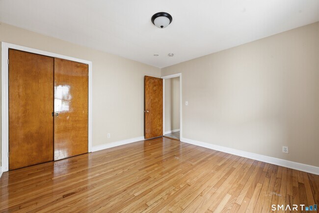 Building Photo - 972 Capitol Ave