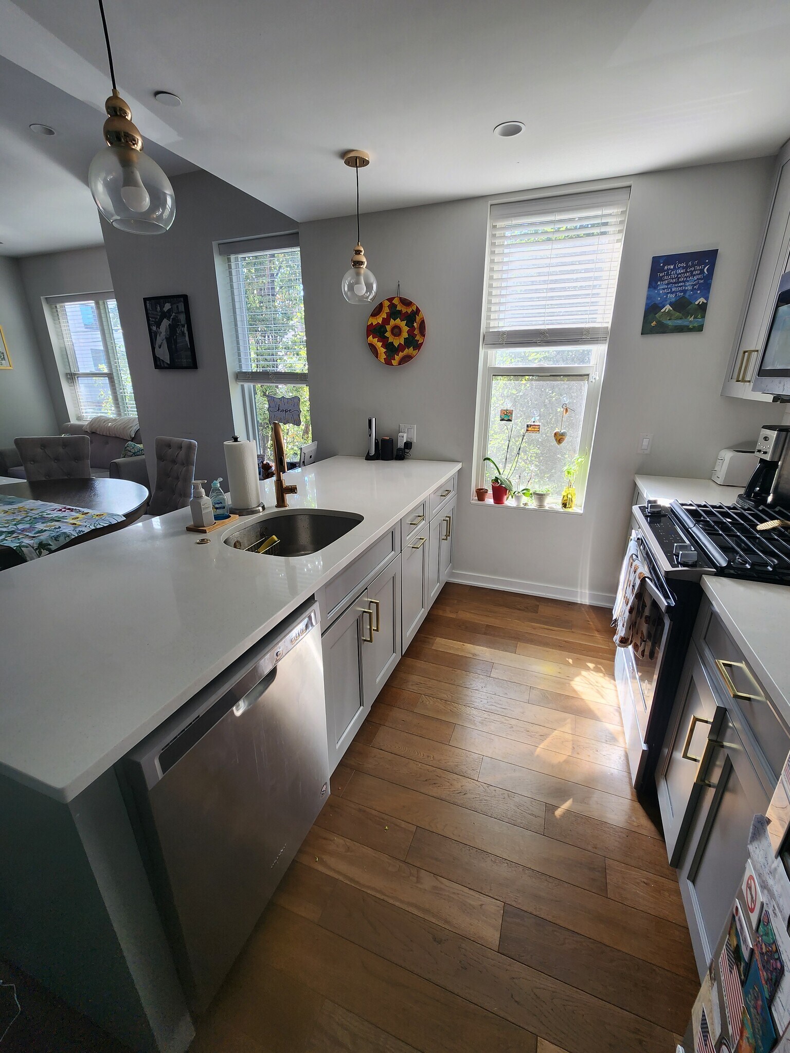 Building Photo - 1500 N American St