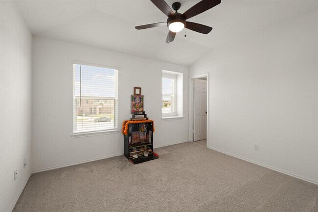 Building Photo - 538 Thunder Valley Trl