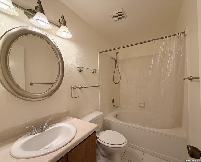 Building Photo - 9202 Roquefort